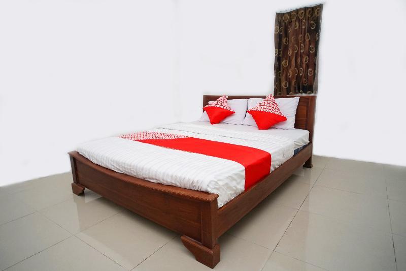 Oyo Flagship 1034 Pondok Mulia Guest House Syariah Balikpapan  Exterior photo